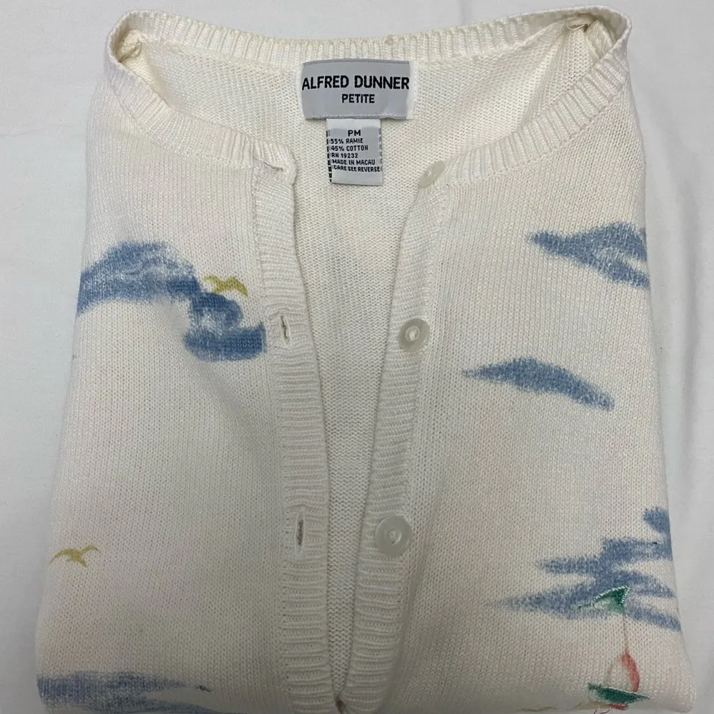 Women’s Cardigan Sweater - Image 2
