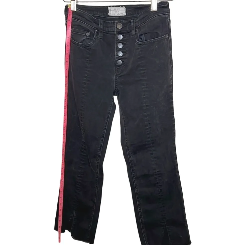 Free People We the Free Washed Black Cropped‎ Denim Size 27 24" inseam EUC - Image 7