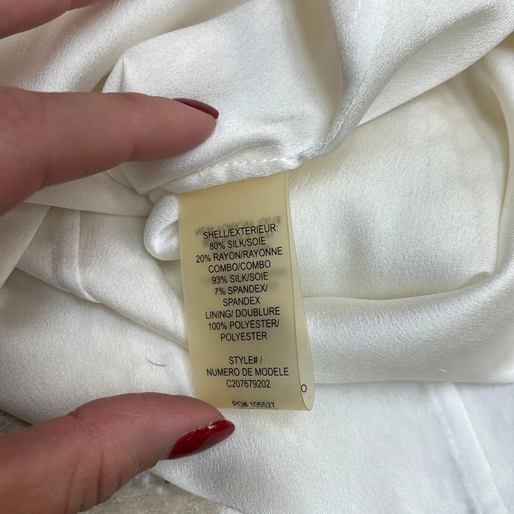 Alice + Olivia Cream Colored Long Sleeve Open Back Dress - Image 4