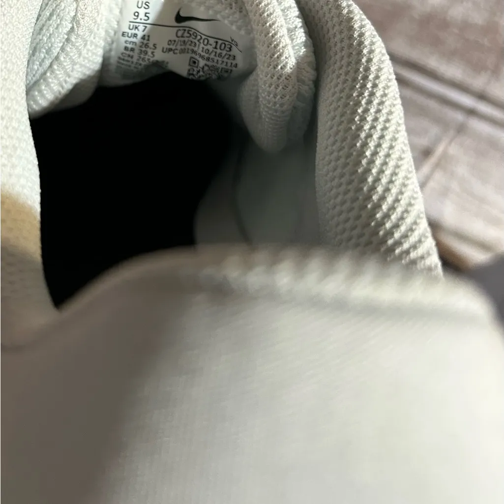 Nike  Woman’s Softball White Cleats - Image 6