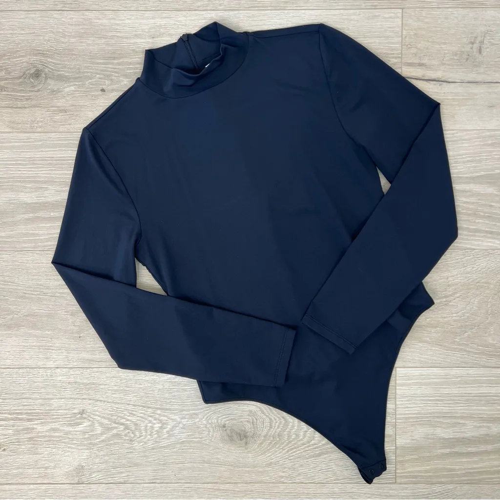 Babaton Black Long Sleeve Bodysuit - Image 2