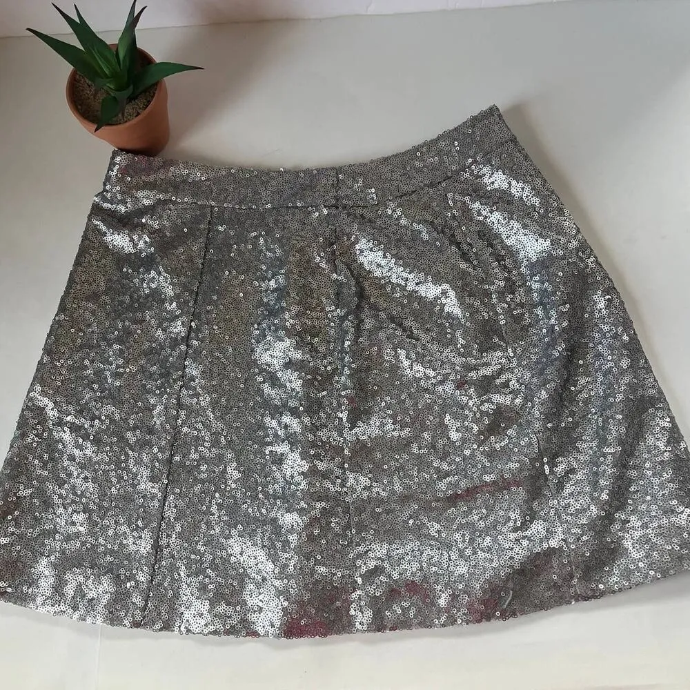 Decree Sequin Mini Skirt Sz M Silver Y2K Clubwear Festival Glam Party Bling - Image 4