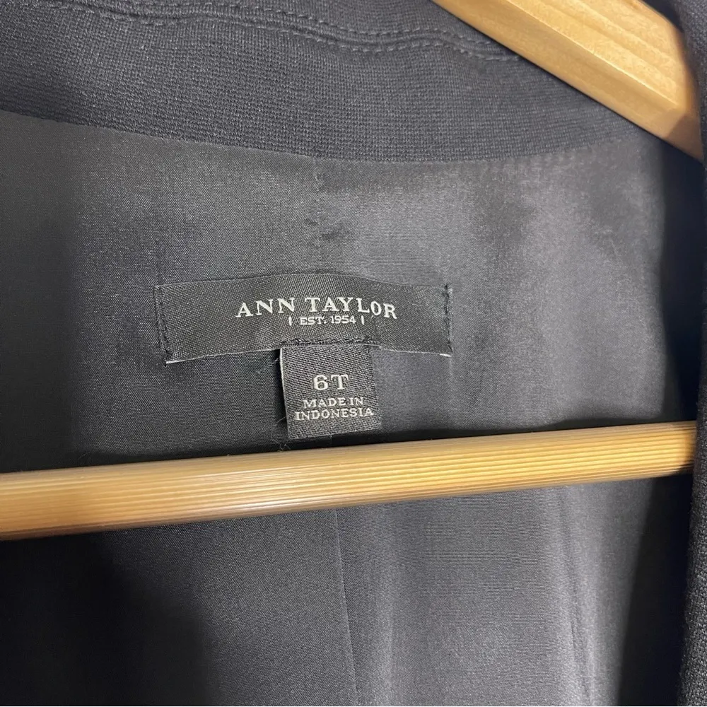 Ann Taylor  Black One Button Blazer Jacket Size 6 Tall - Image 5