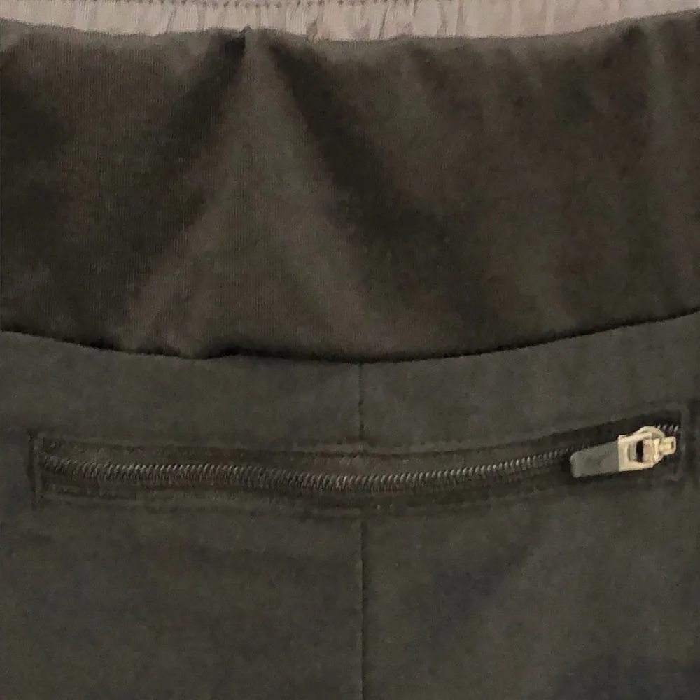 Mizuno Phoenix Running Shorts Small - Image 4