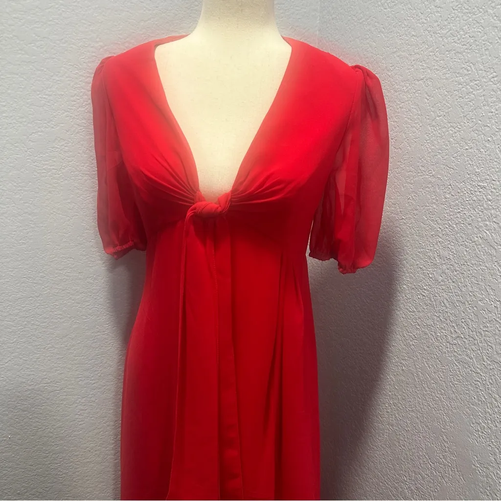 Ieena for Mac Duggal Size 6 Red Deep V - Image 4