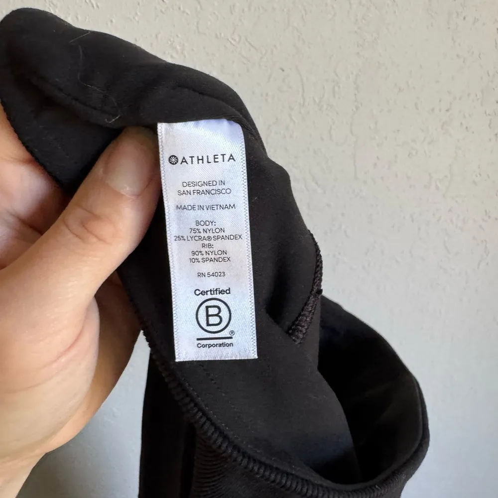 Athleta Black Athletic Split Hem Flare Leg Yoga Pant Women XS Workout Athleisure - Image 5