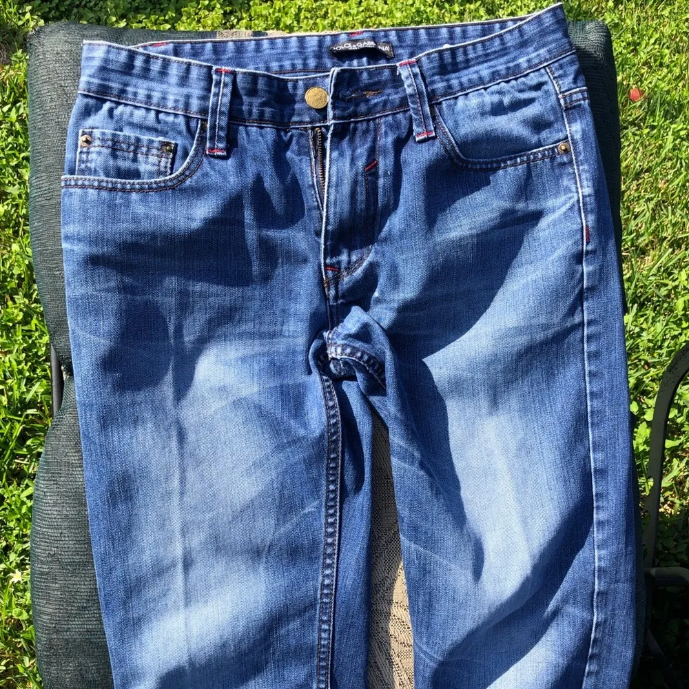 D&G Milano Designer Medium Wash Factory Fading Straight Leg Soft Jeans 32x30” - Image 2