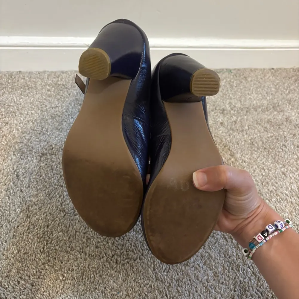 Jeffrey Campbell Women's Frill Pump Size 6 Indigo Blue T-Strap Retro Heel - Image 7