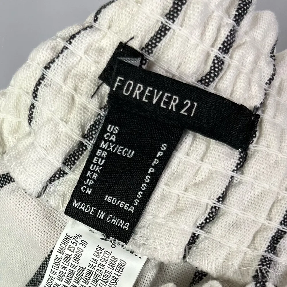 Forever 21 White & Black Stripe Smocked Waist High Rise Shorts S - Image 5