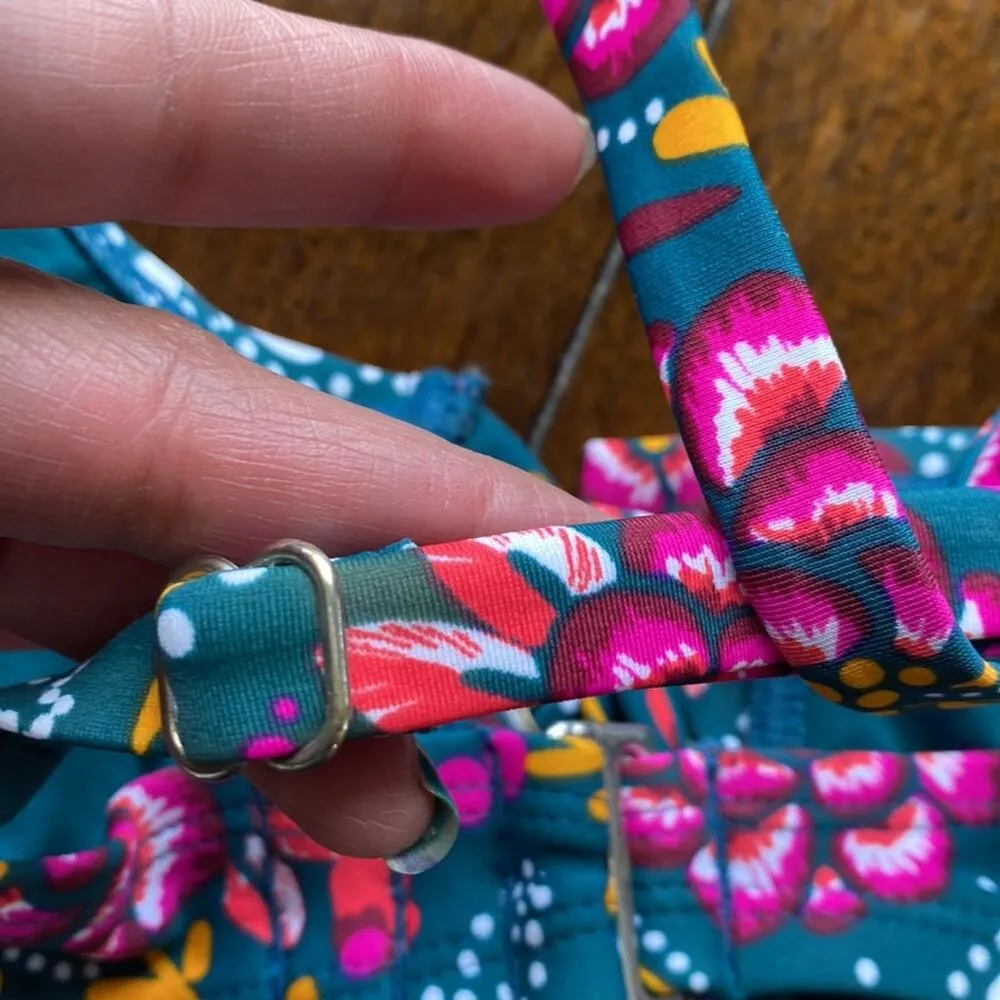 Xhileration swim top minor boning in chest no padding sz D beach summer lake - Image 6