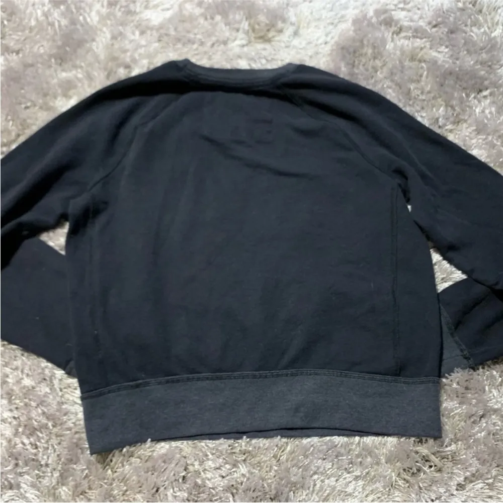 Hollister Crewneck Sweater in Navy Blue Medium M - Image 5