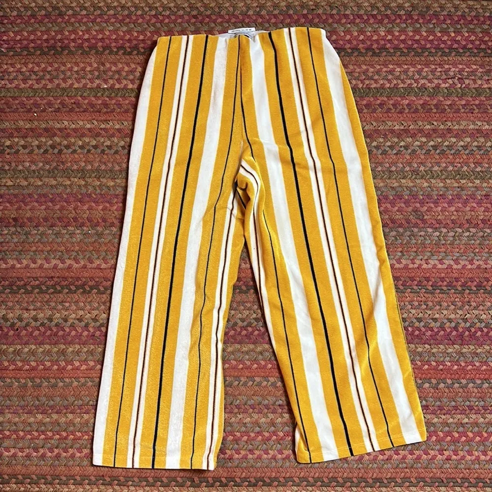Urban Outfitters  YELLOW VERTICAL STRIPE TERRY CLOTH PANTS - Image 4