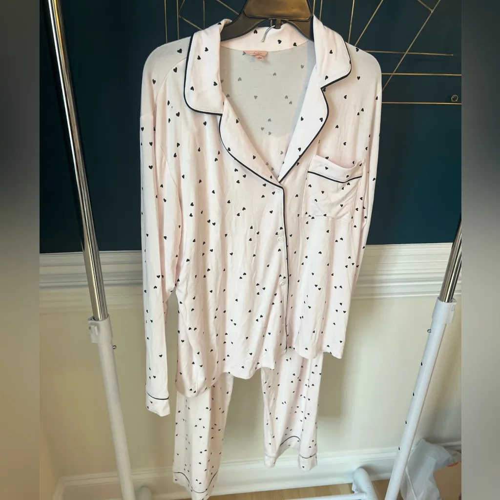 Eberjay Eberjey Gisele Pajama Set size m NWOT - Image 2