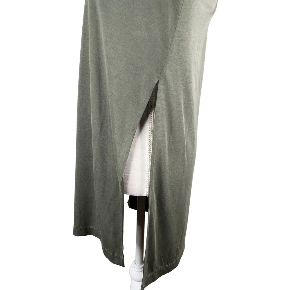 Club Monaco Top Medium Long Sleeve Olive Green Tee - Image 5