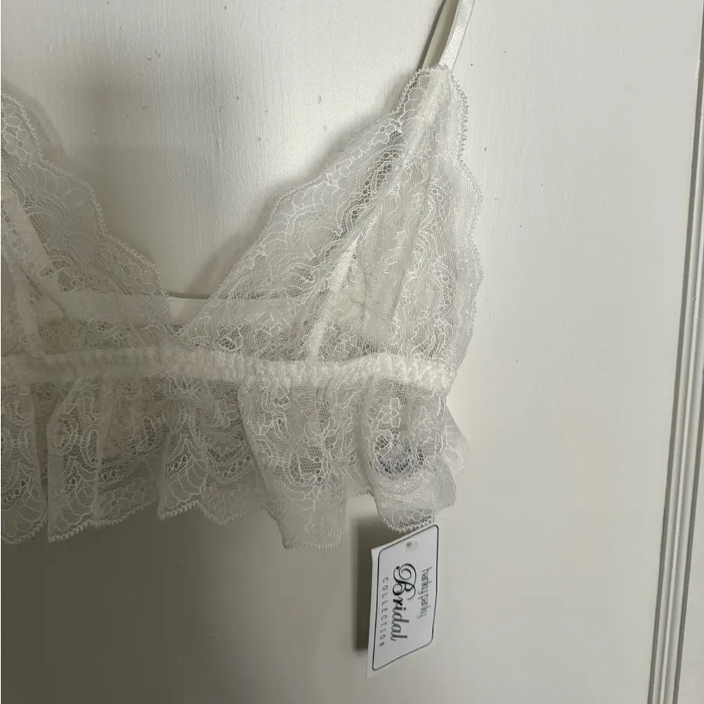 Hanky‎ Panky Julia White XS Ruffled Lace Bralette 977531 - Image 10