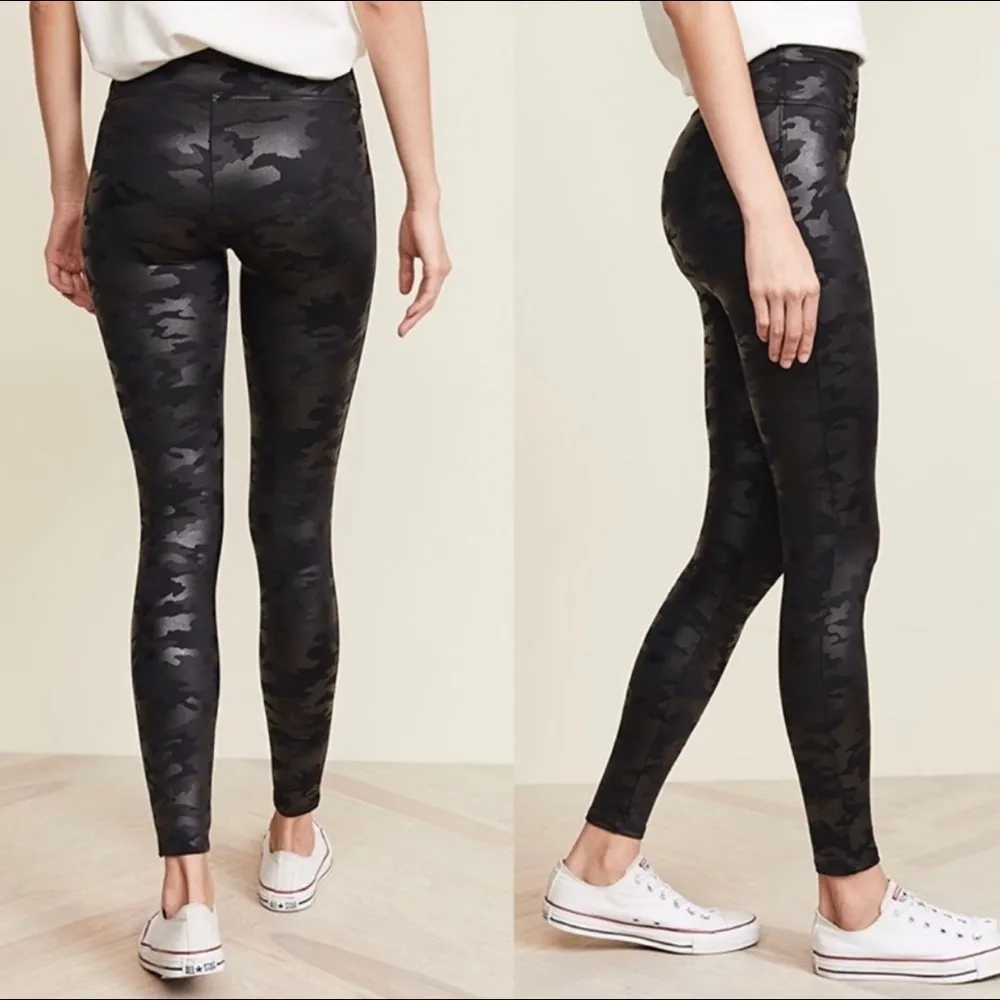 SPANX‎ Black Faux Leather Camo Luxury Leggings Size M Women - Image 8