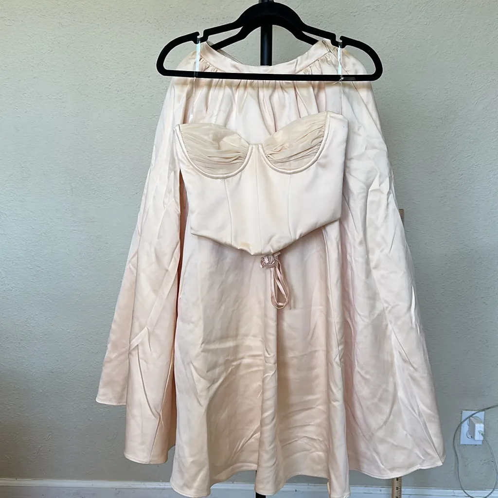 House of cb 'Perfect'‎ Peach Satin Corset and Skirt NWOT size S - Image 6