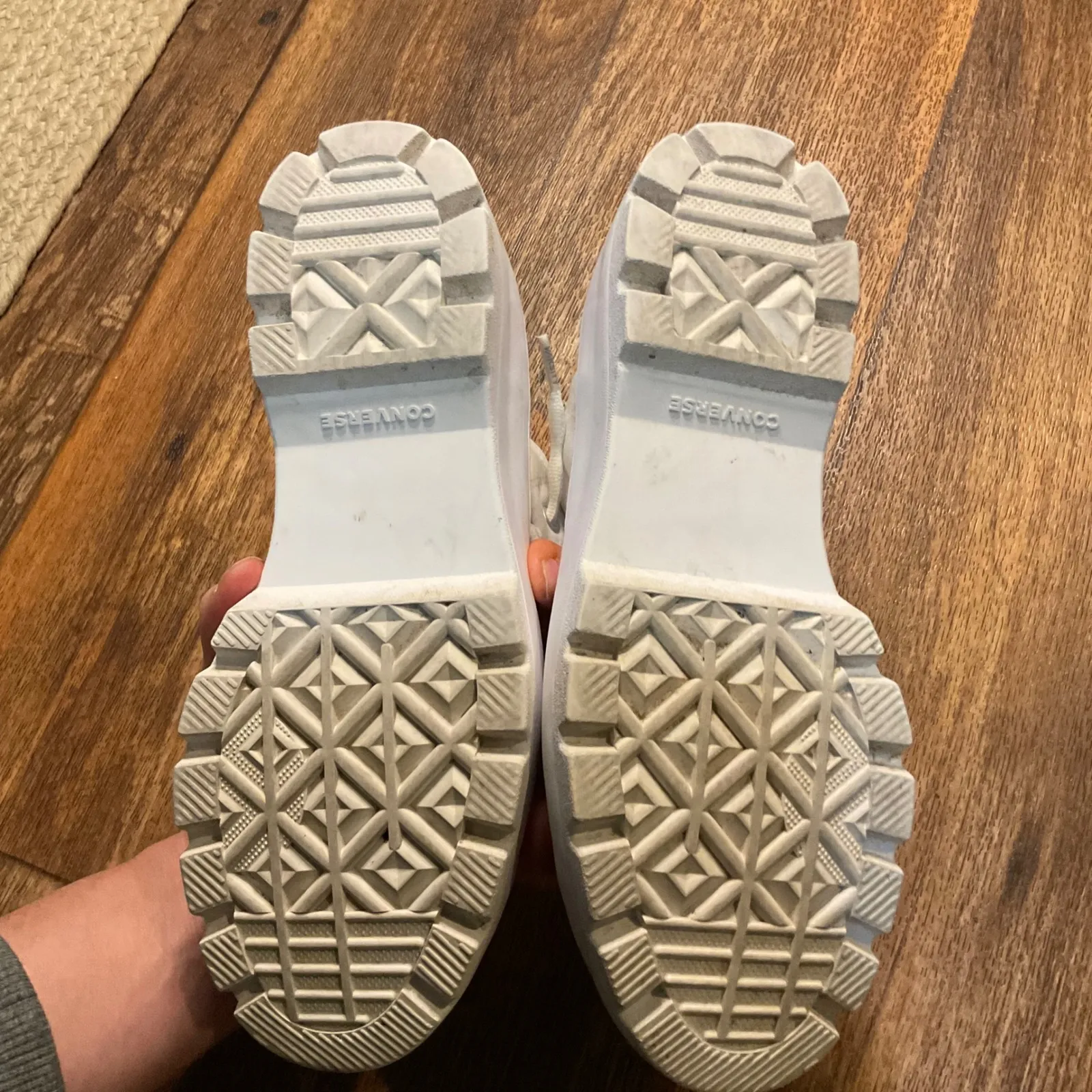 Converse Chuck Taylor All Star Size 8 Lugged Sole All White 565902C Hi Top Shoes - Image 8