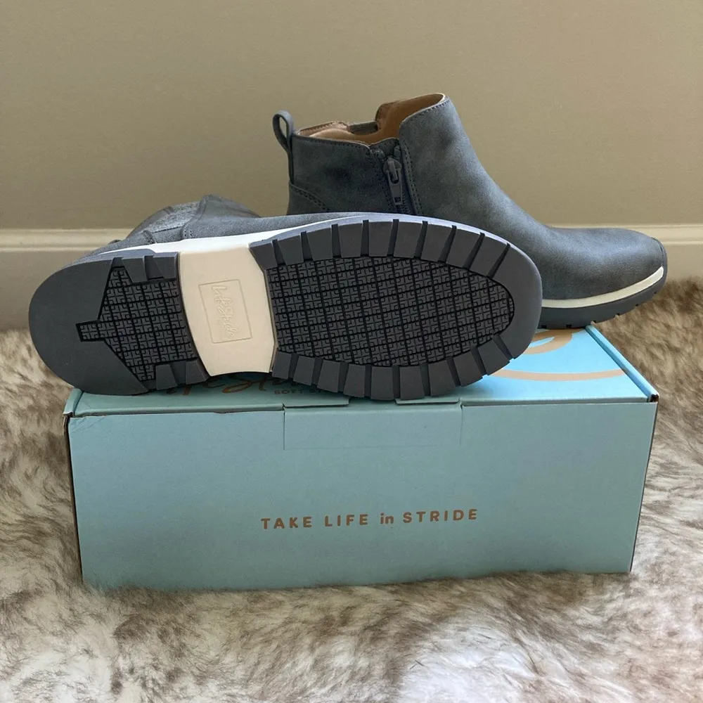 New Lifestride Ankle Boots size 7 - Image 3