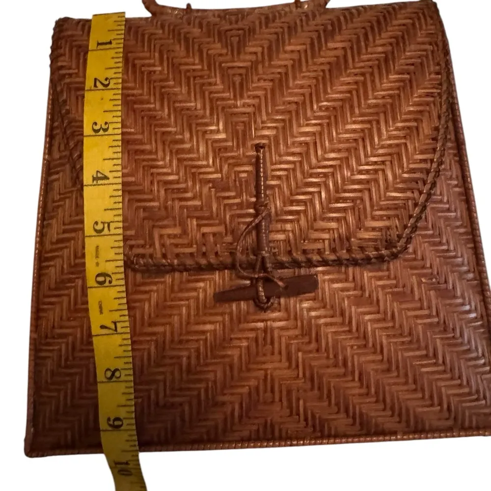 Brown Woven Crossbody Bag - Image 12