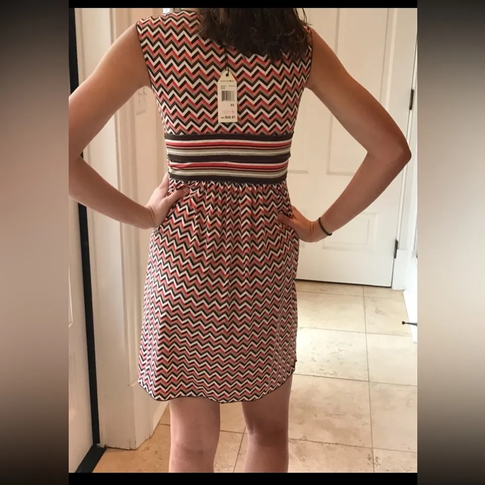 NWT NEW Sophie Max Mod Chevron Zig Zag Stretch Dress XS - Image 3