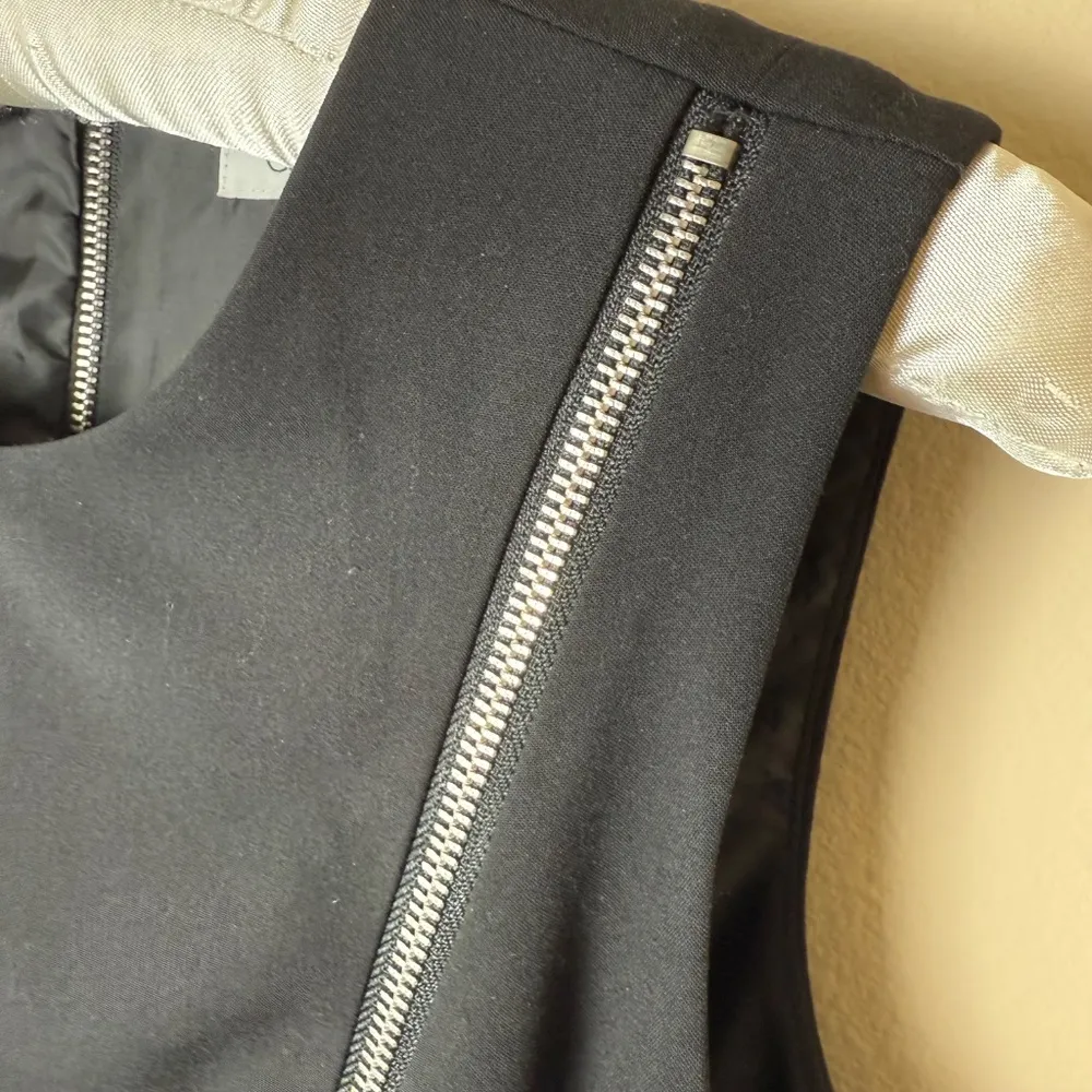 NWT Calvin Klein Black Sheath Dress Womens 4 Office Work Cocktail Zipper Accents - Image 4