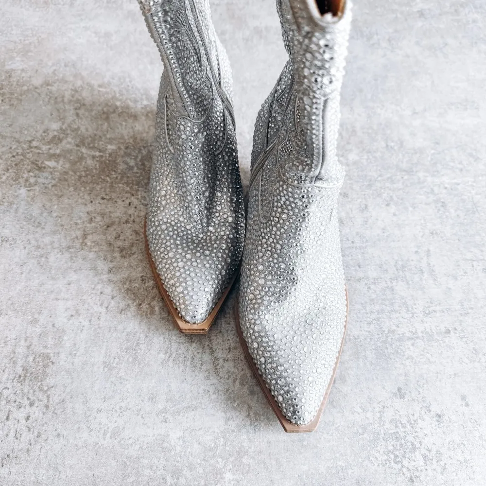 Crown Vintage Silver Rhinestone Sparkle Boot Size 7.5 - Image 6