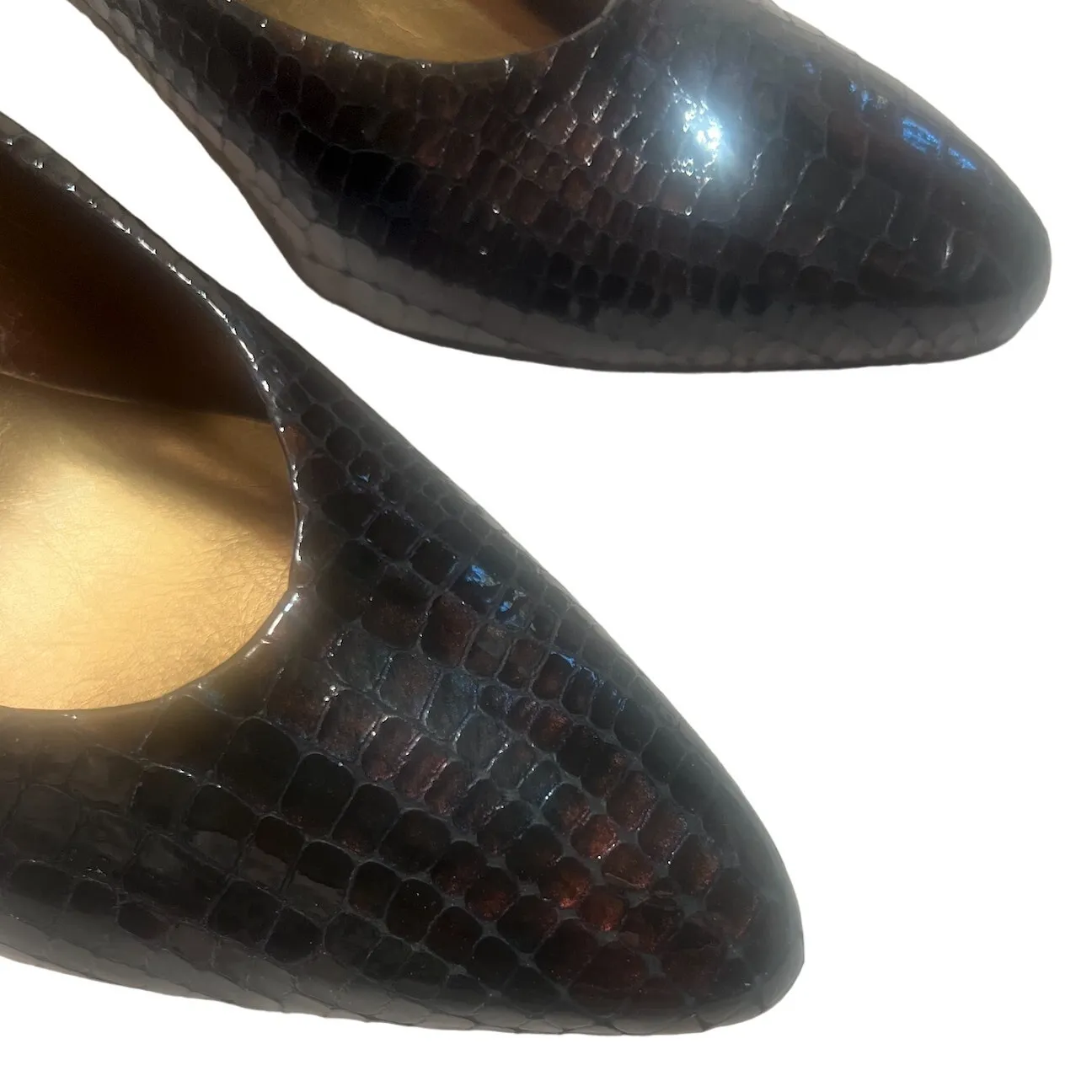 Vintage Brown Faux Crocodile Pumps Embossed Leather Heels Naturalizer Size 7.5 - Image 6