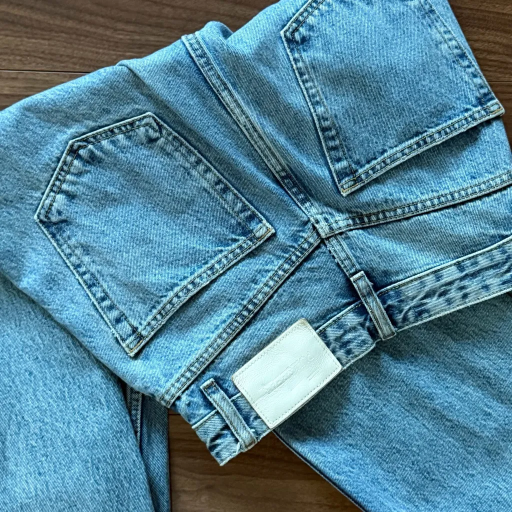 Pull&Bear Light Blue Straight Leg Jeans Size 2 - Image 4