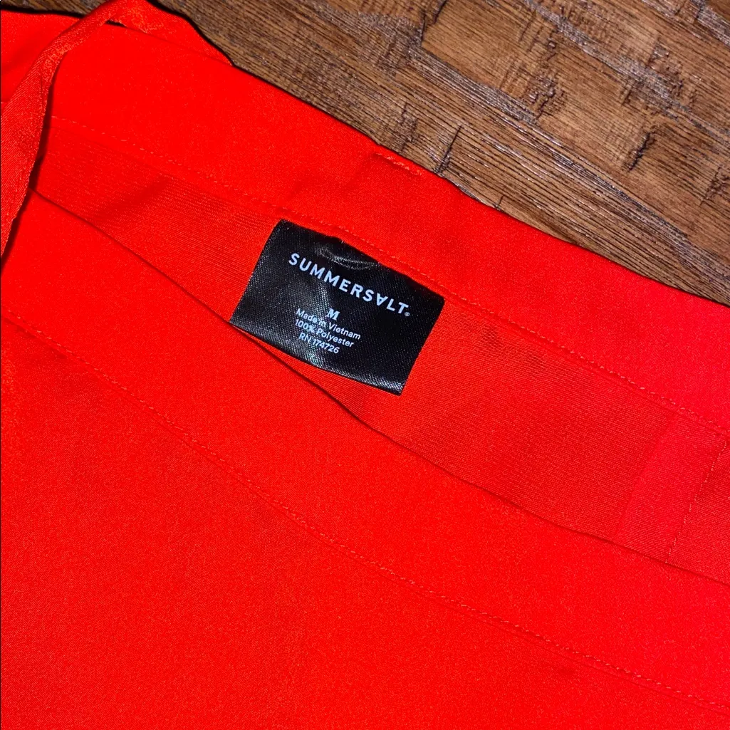 The Short Beach to Brunch Wrap Skirt Lava & Hibiscus—Medium - Image 4