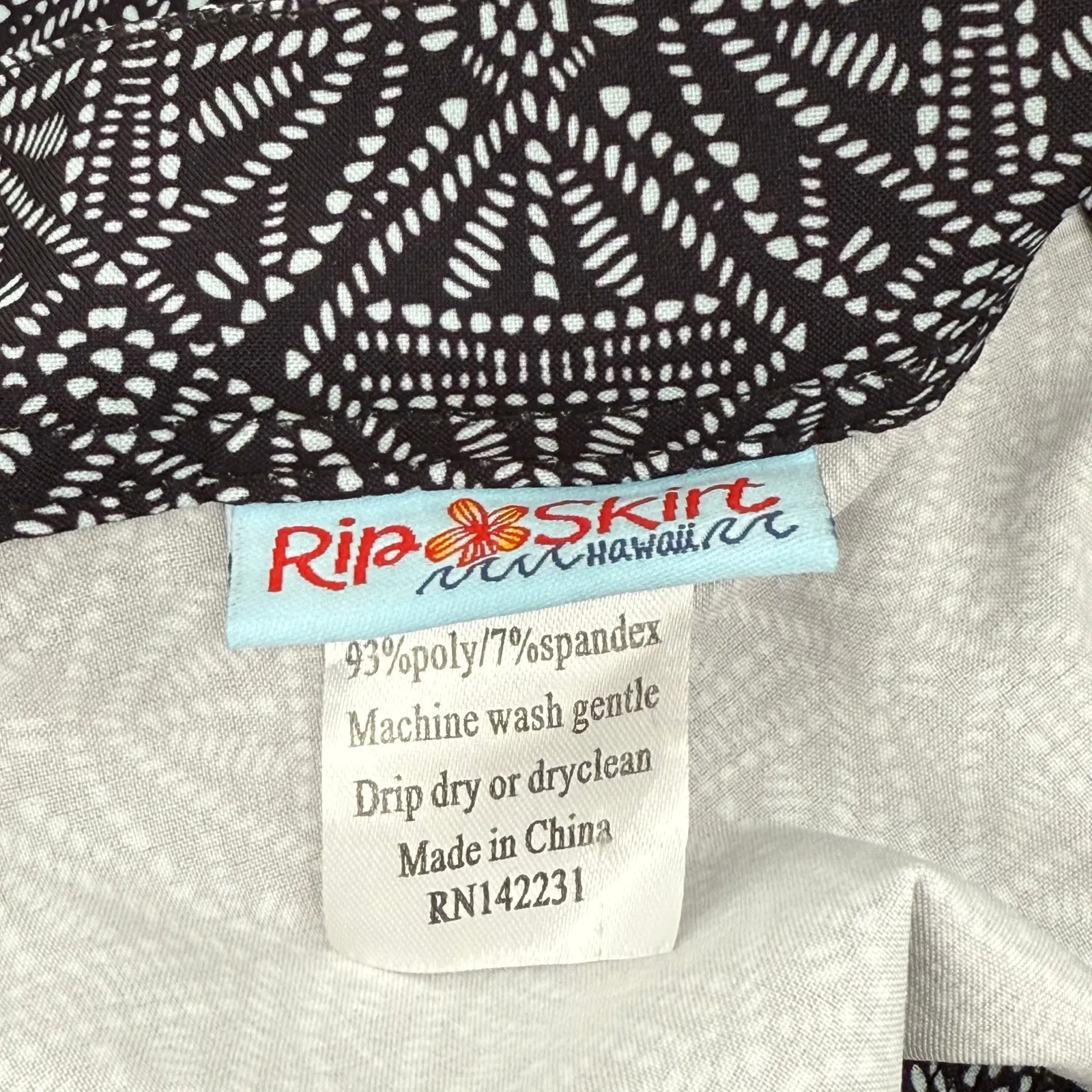 RIP SKIRT Hawaii Skirt SZ Large Stretch Beach Travel Velcro Black Surf Vacation - Image 4