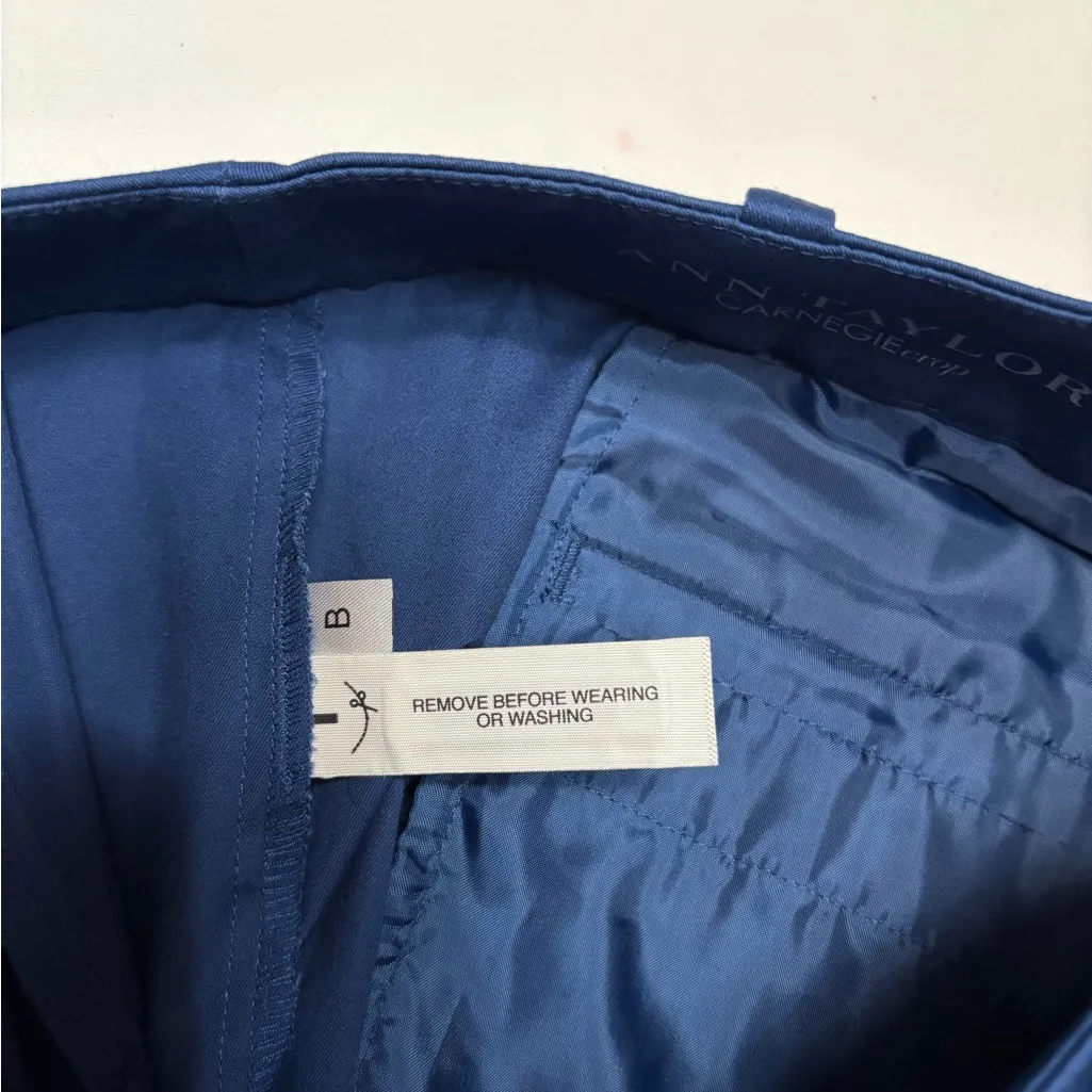 Ann Taylor Navy Cropped Pants - Image 9