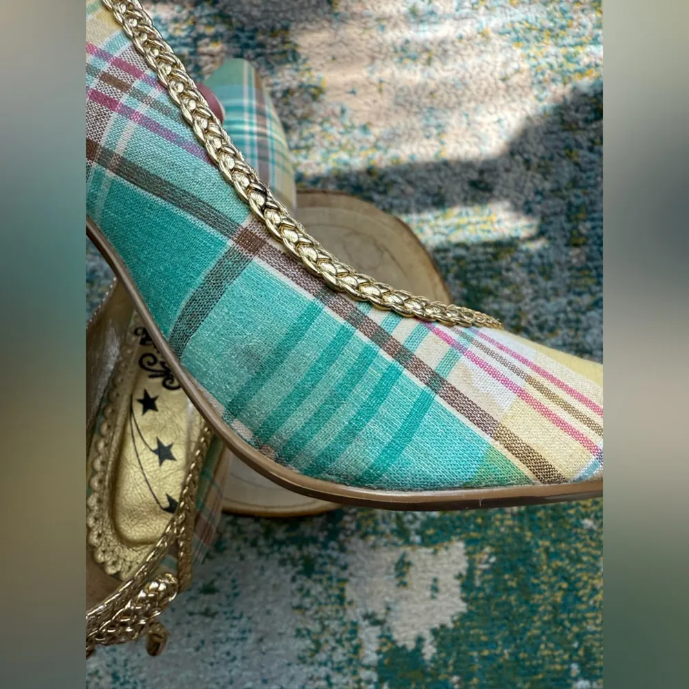 Vintage Y2K Naughty Monkey plaid gold leather bow heels, size 8 Green - Image 13