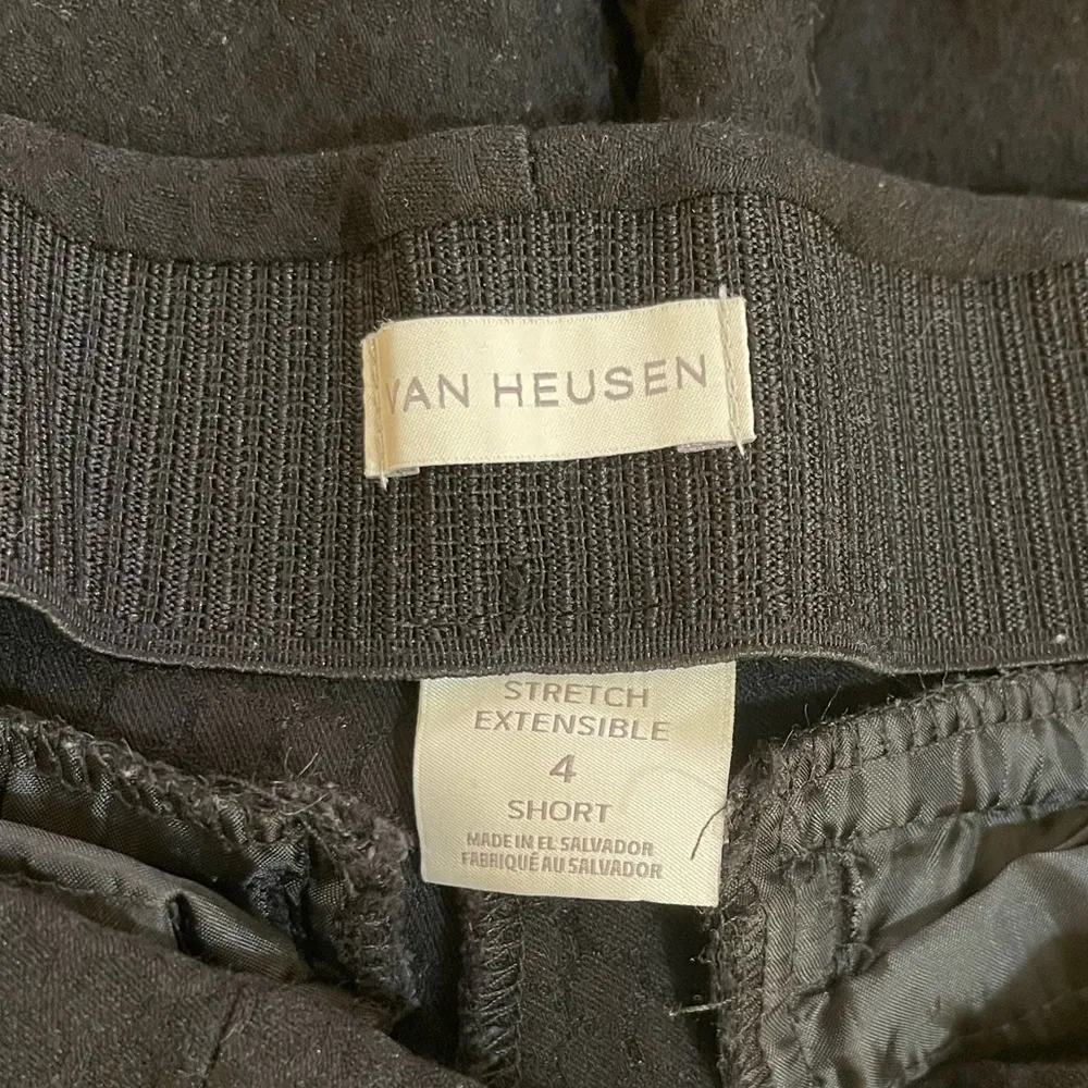 Van Heusen black textured stretch extensible pull on pants 4 short - Image 4
