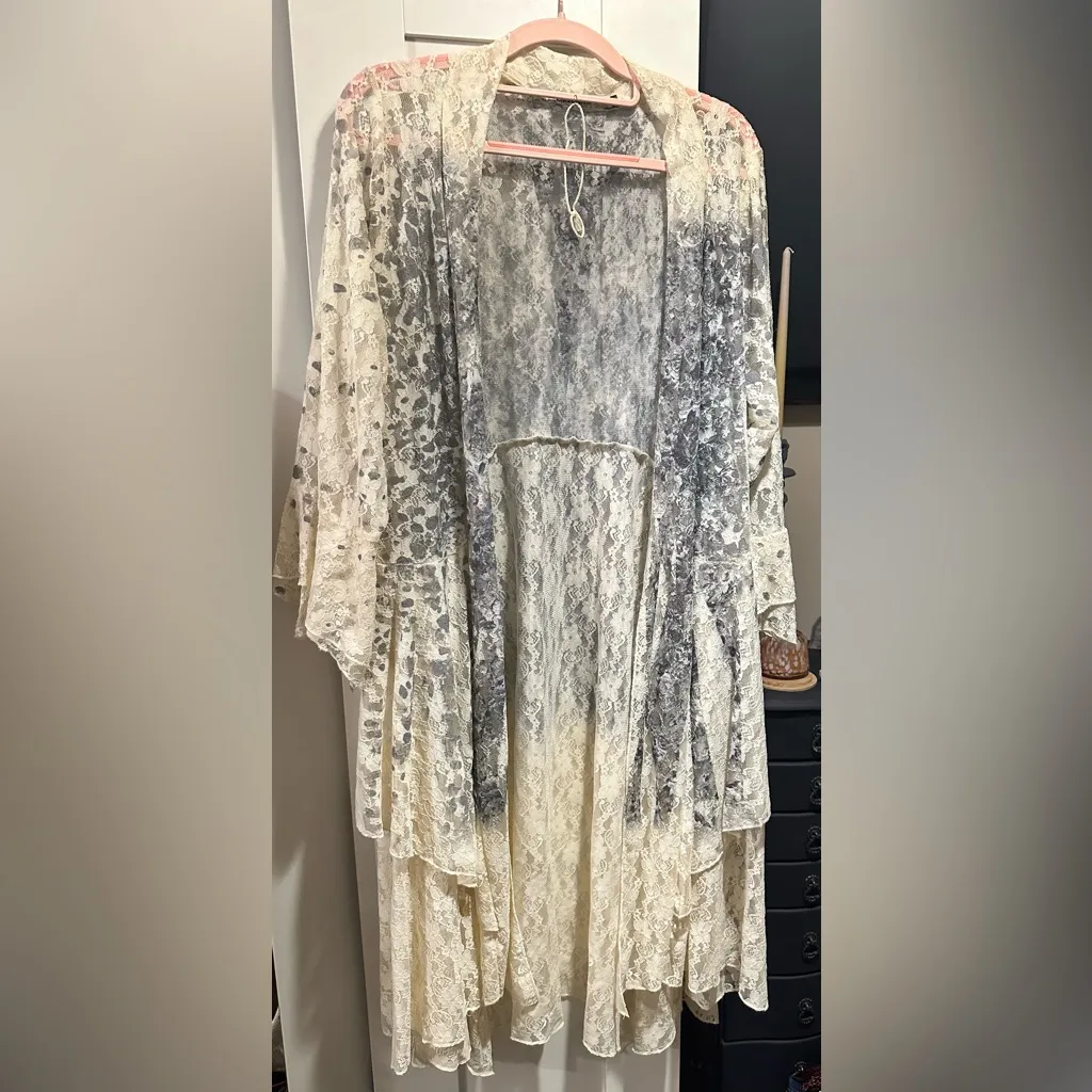 New ORIGAMI Ivory White & Grey Floral Lace Boho Western Cardigan/Duster Gray Size undefined - Image 2