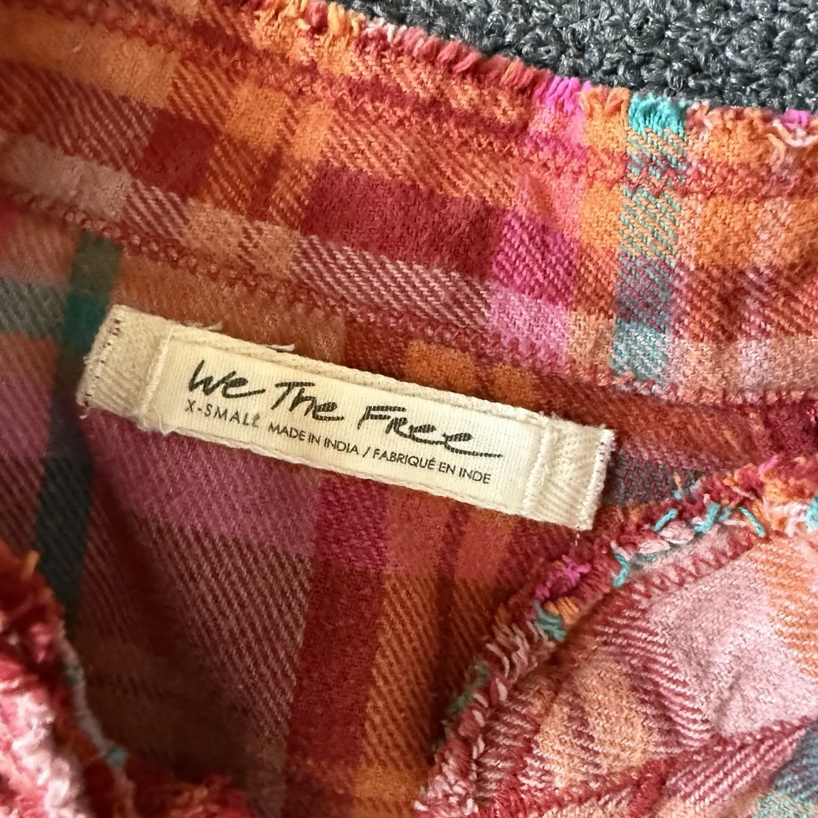 Free People We The Free‎ Summer Daydream Plaid Button Down Tunic Top XS Red Pink - Image 6