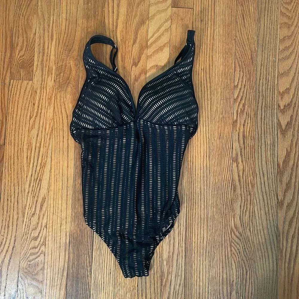 Bar‎ III Plunging Crochet One-Piece Swimsuit  Black Small - Image 3