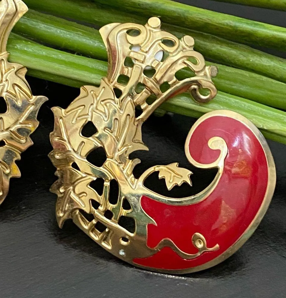 Vintage EDGAR BEREBI Signed Red Enamel Abstract Swirl Gold - Image 4