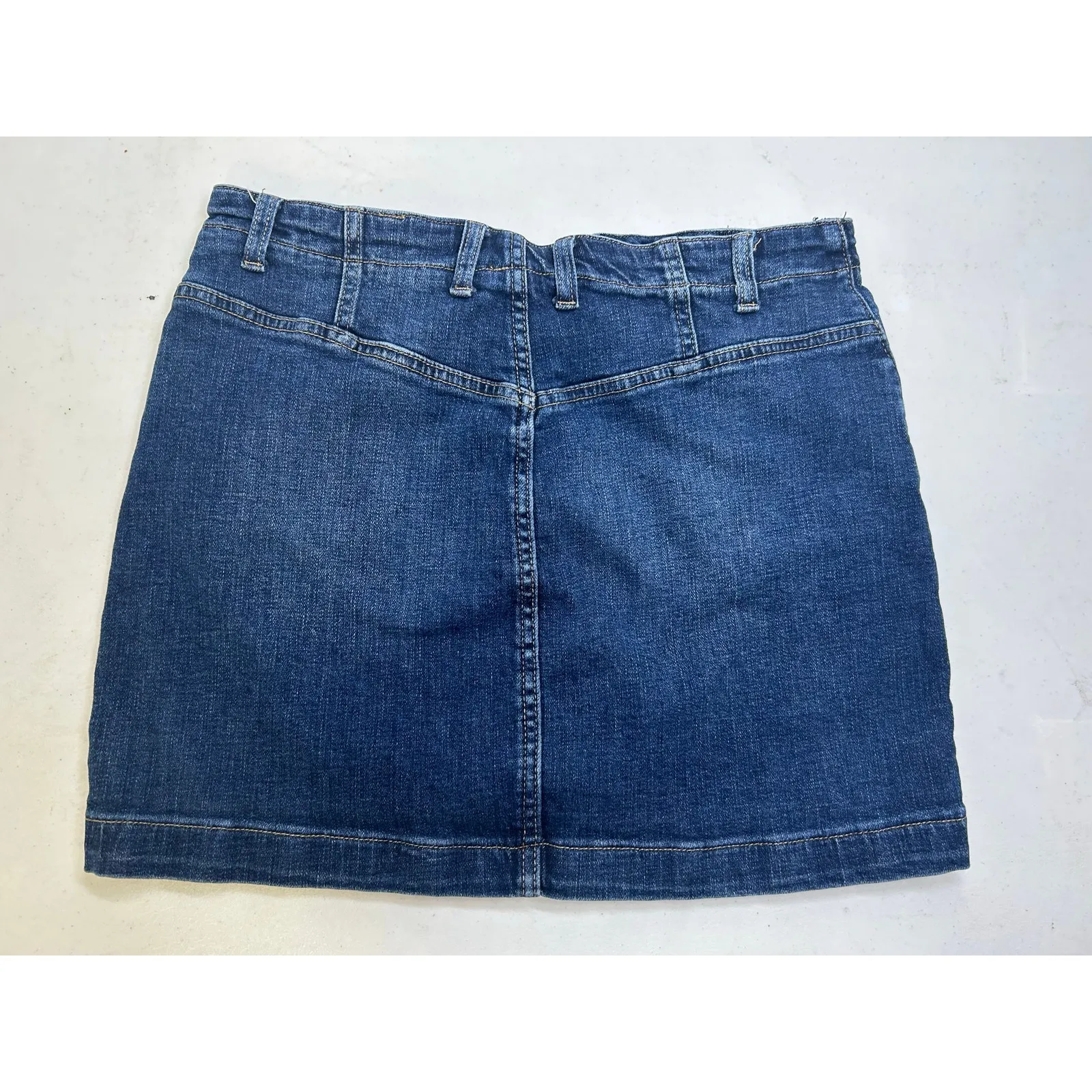 Free People We The Free Blue Denim Mini Skirt in Size 30. - Image 2