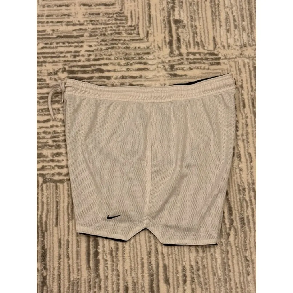 Nike women's medium navy/white REVERSIBLE athletic shorts - Image 5