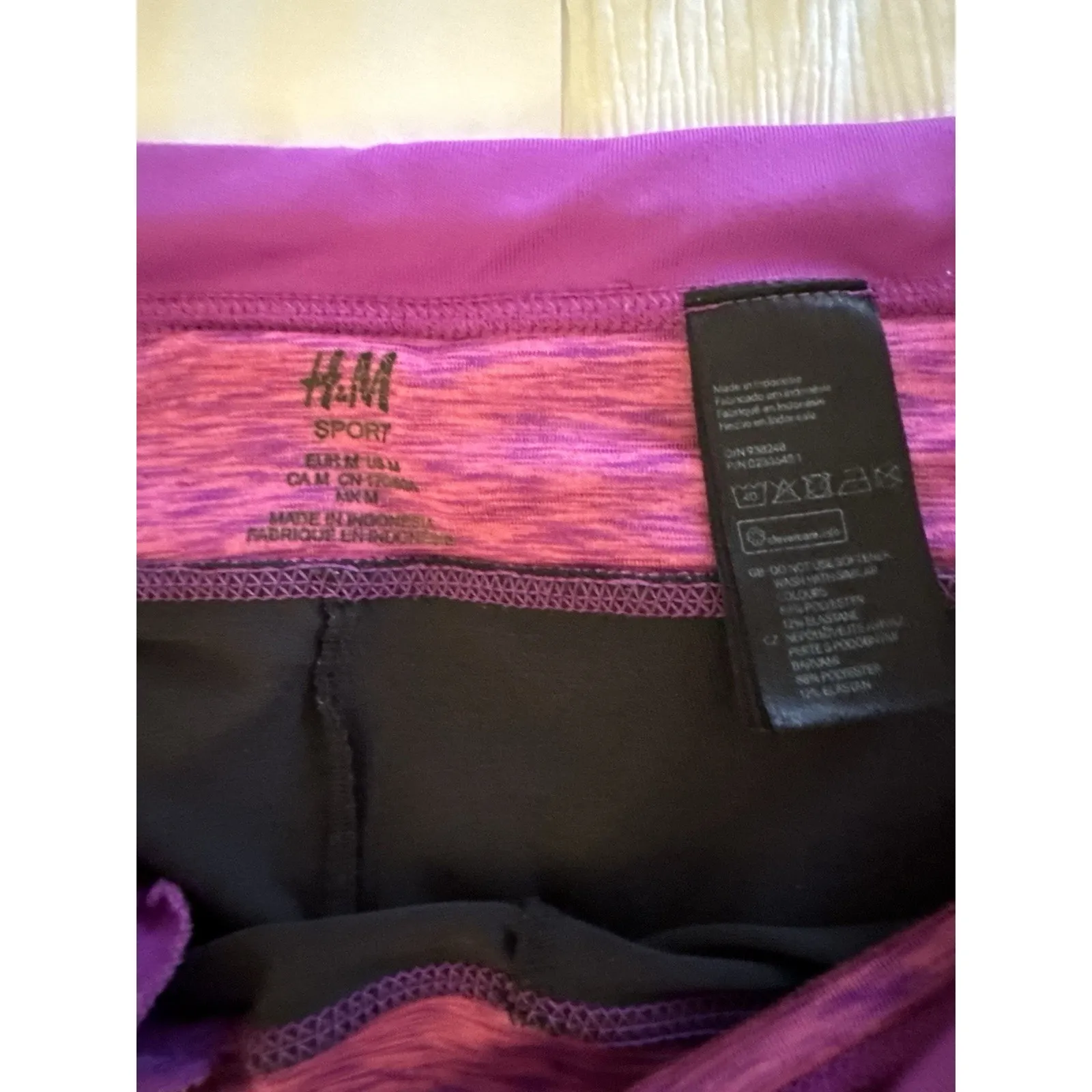 H&M Sport Leggings Women's Medium Gray Joggers Purple Waist Band - Image 2