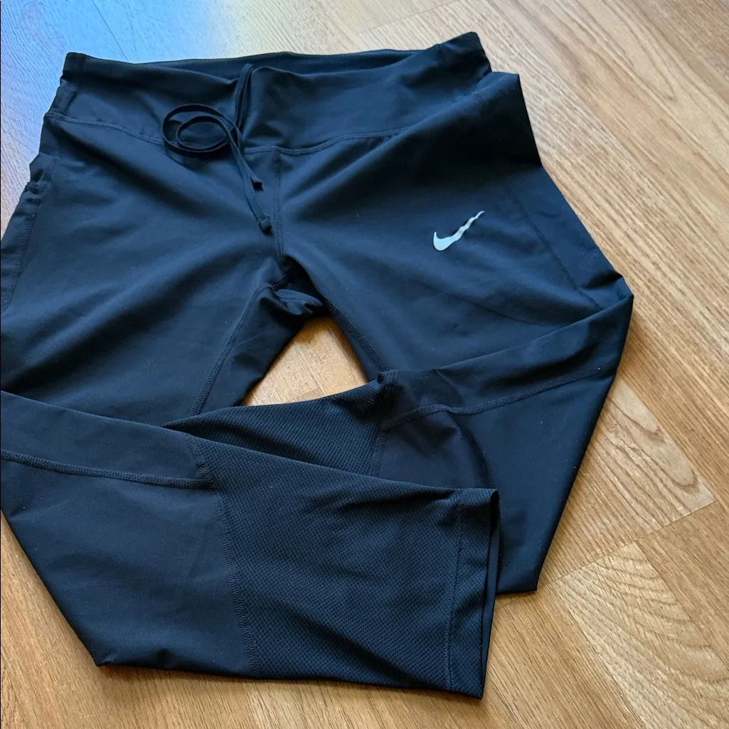 Nike Black Leggings with White Swoosh - Image 7