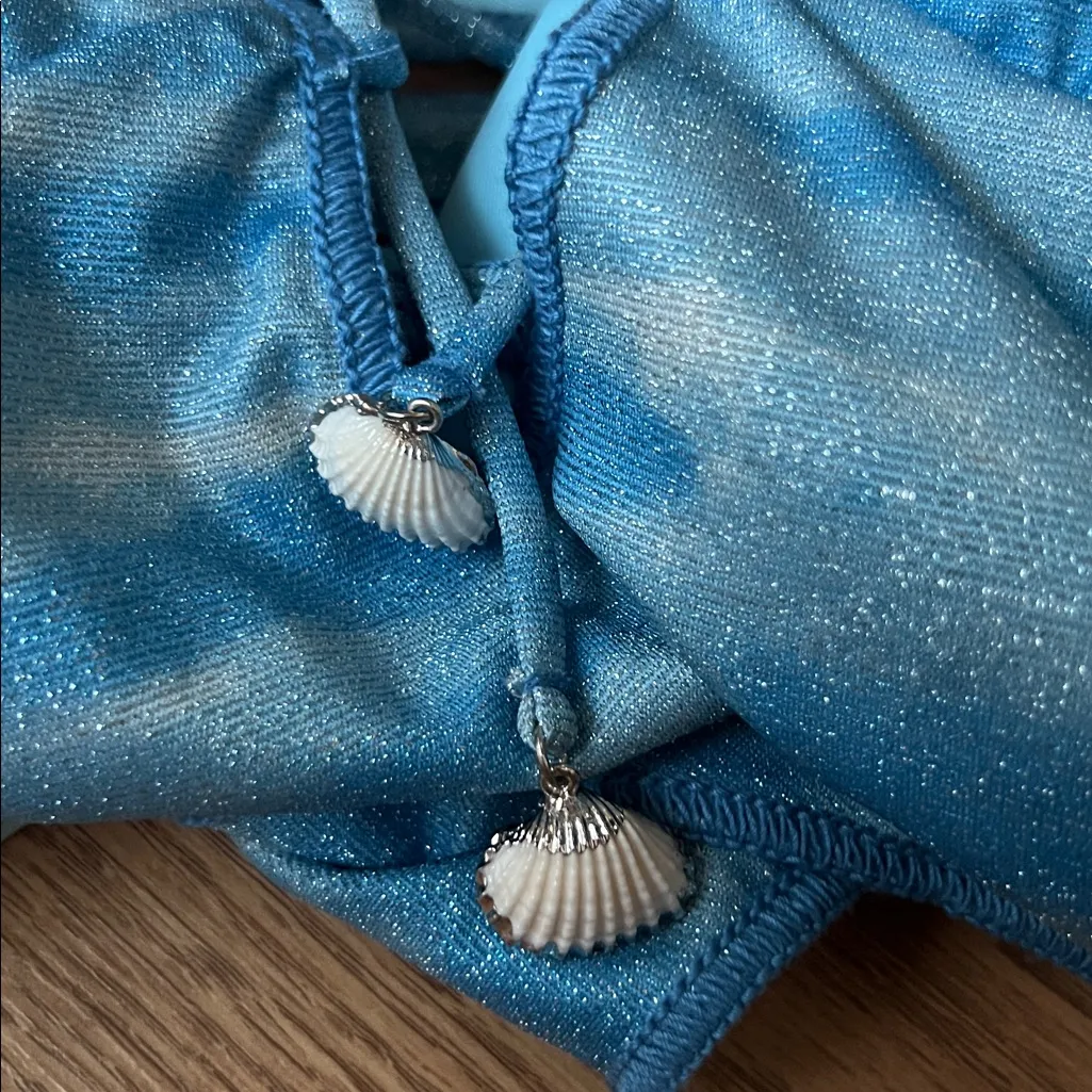 Becca Washed Away One Piece Blue Swimsuit New With Tags Medium - Image 4