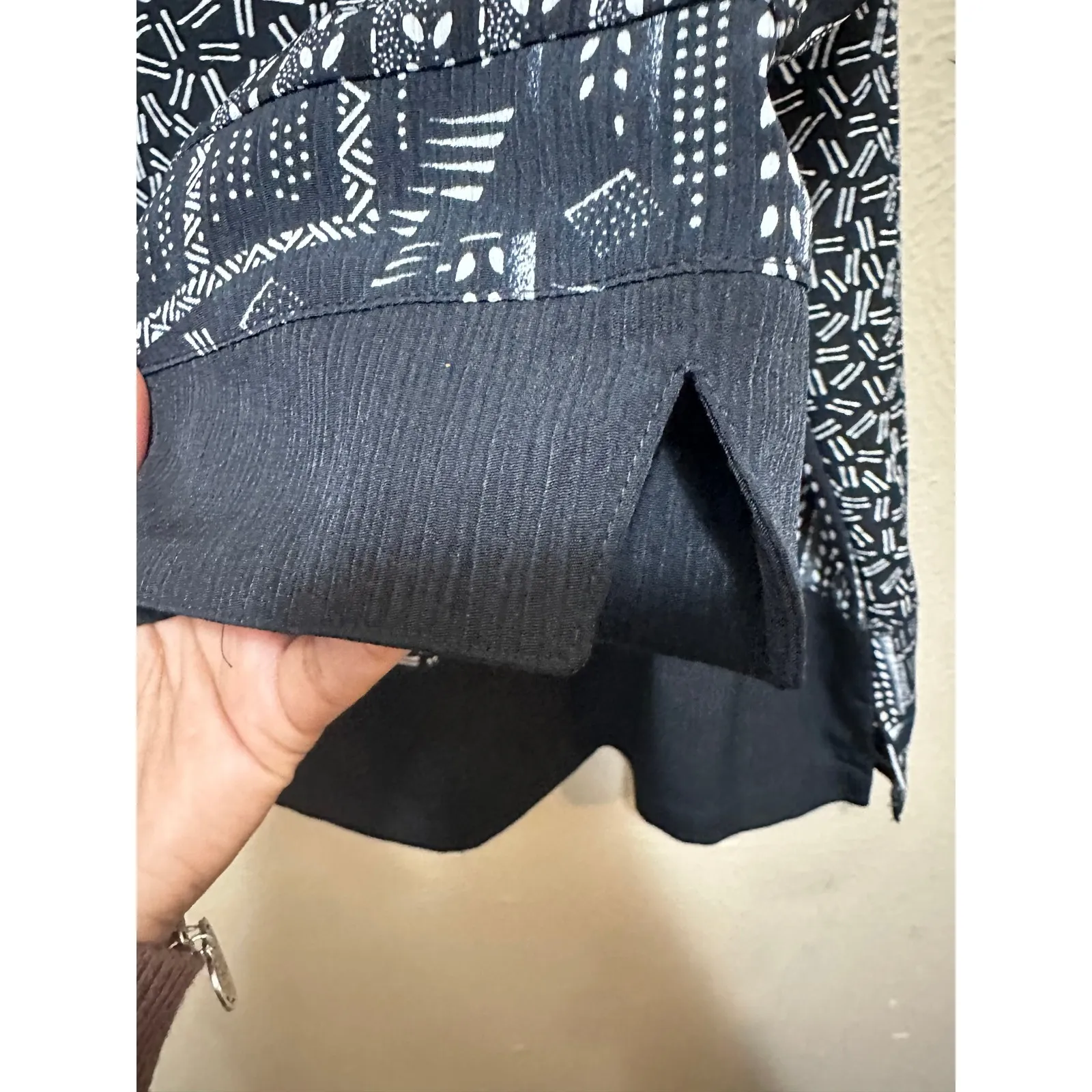 Allison Daley Black White Abstract Print Button Down 3/4 Sleeve Top - Image 6