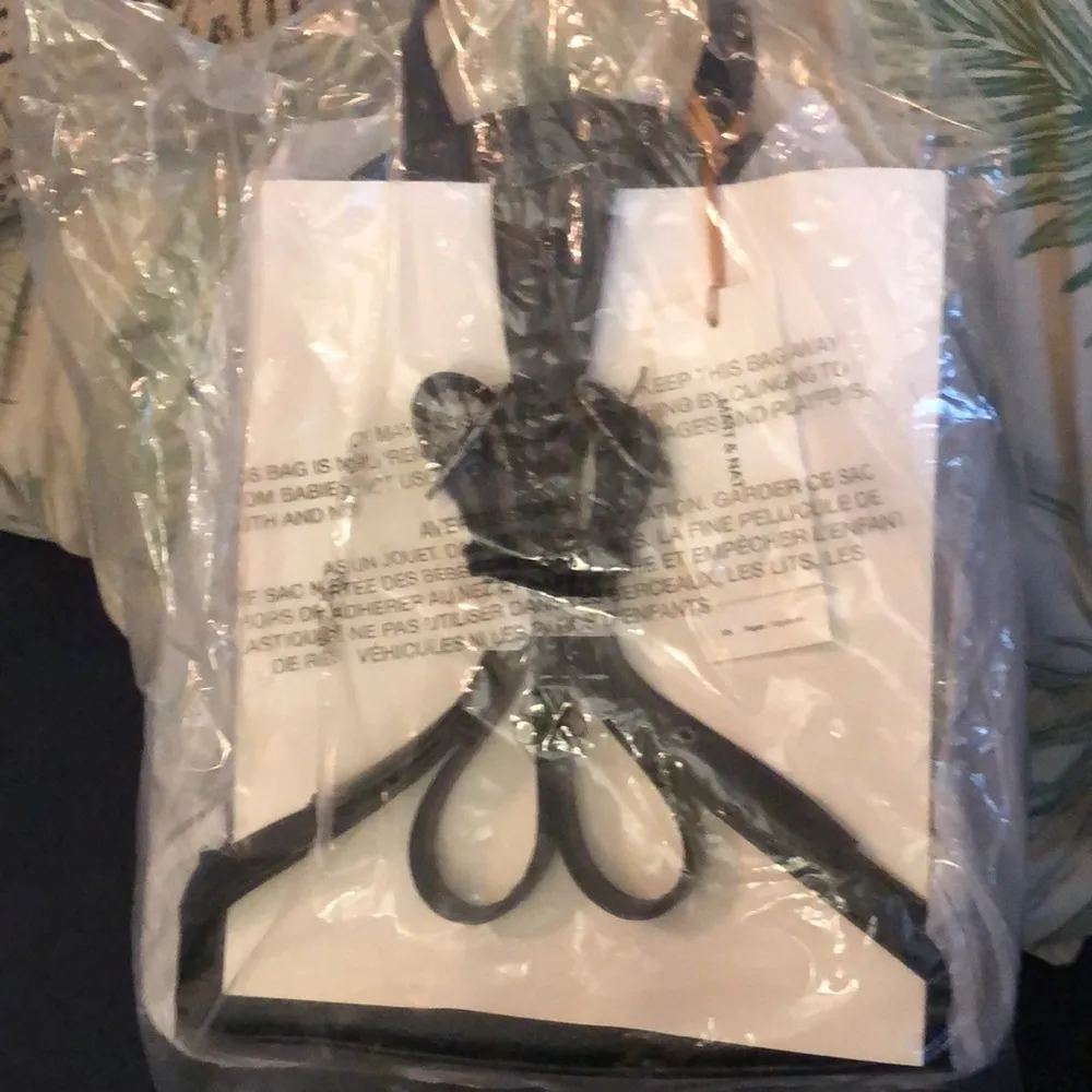 NWT  Aries Backpack in Clear & Black Cute Travel Trendy Indie Festival - Image 9