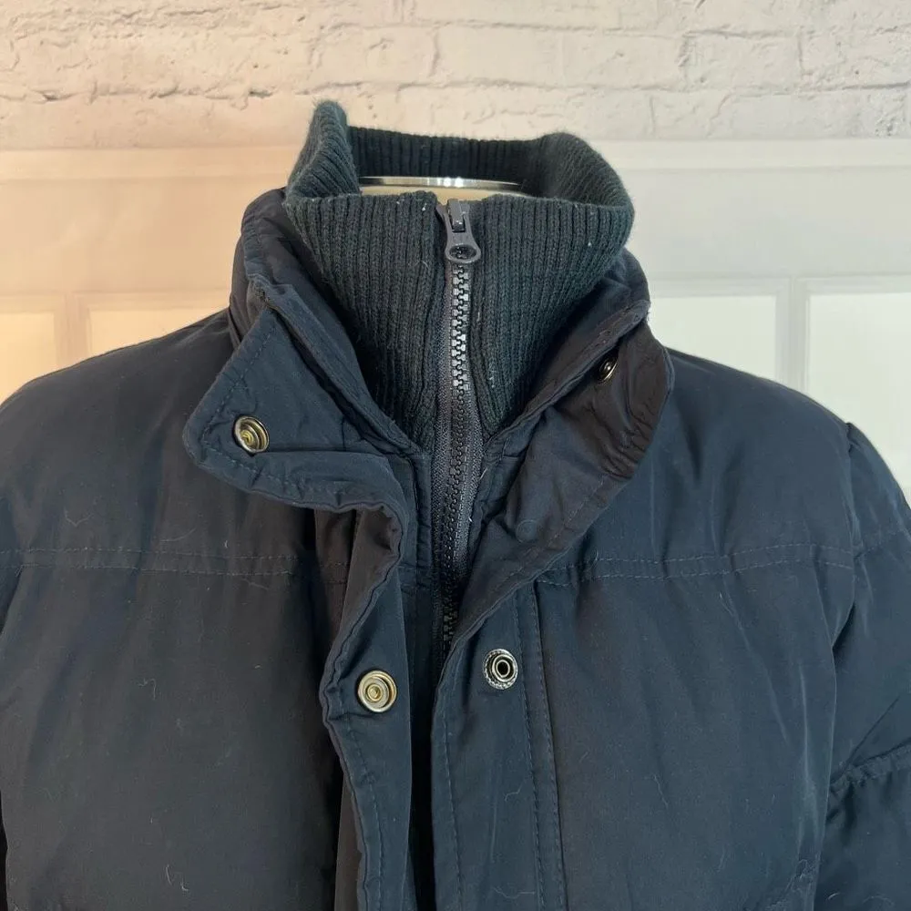 Gap blue waist length fall or winter wear puffer jacket size large - Image 4