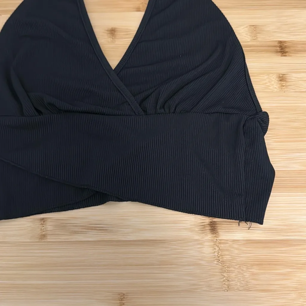 SHEIN Size Extra Small XS Women's Teen Girl Black Ribbed Halter Top - Image 4