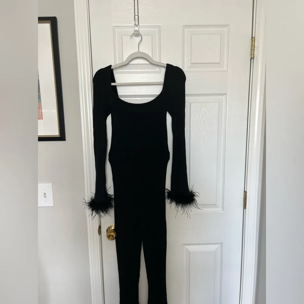 NWT Lovers and Friends Evana Feather Jumpsuit in Black - Image 10