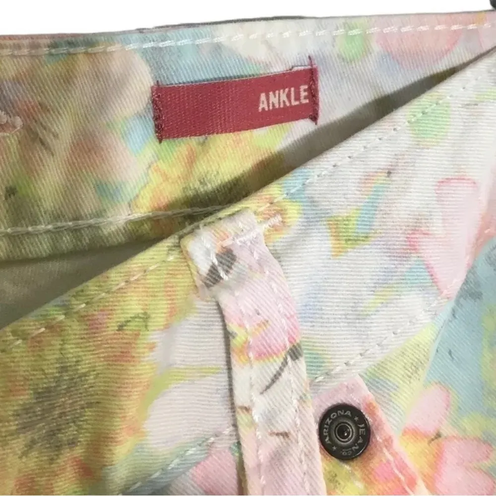 Arizona Jeans Juniors Sz 13 White Skinny Jeans With Pastel Floral Print Stretch - Image 5