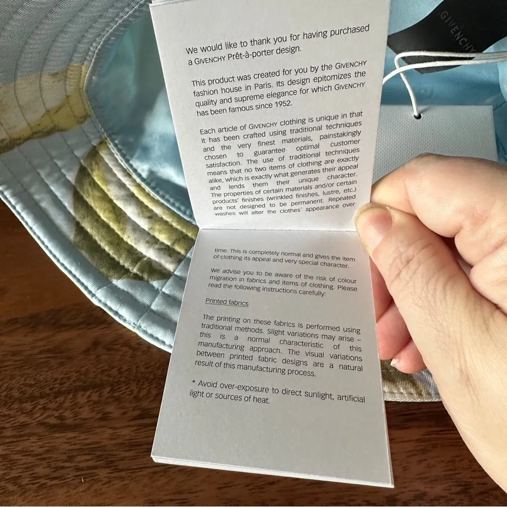 Givenchy NWT Lemon Print Silk Bucket Hat, Sky Blue, Size 56 - Image 15